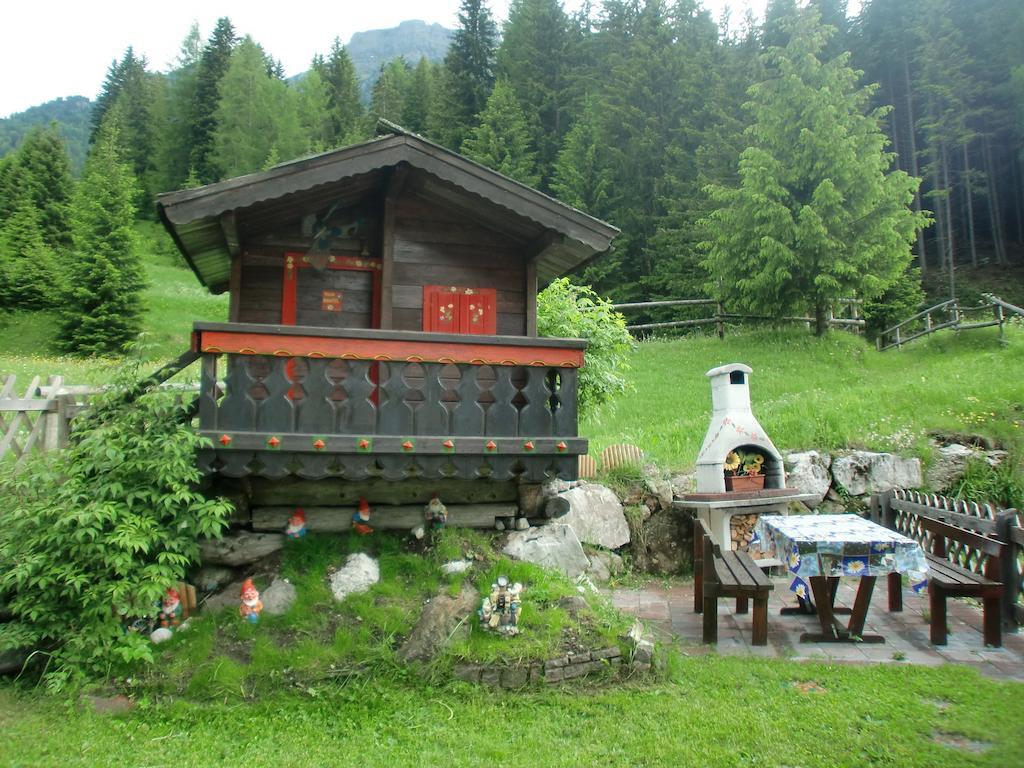 B&B Agriturismo Cesa Ciasates กานาเซย์ ภายนอก รูปภาพ